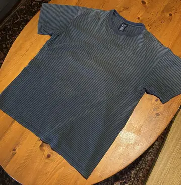 GAP 90s 보더 티셔츠