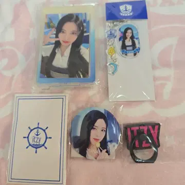 ITZY 포토 카드 스탠드 [YUNA] 세트