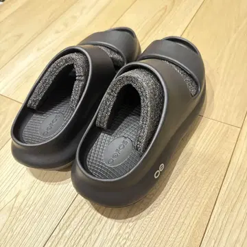 [새상품] ZOZOTOWN 구매품 [OOFOS] OOyea 샌들