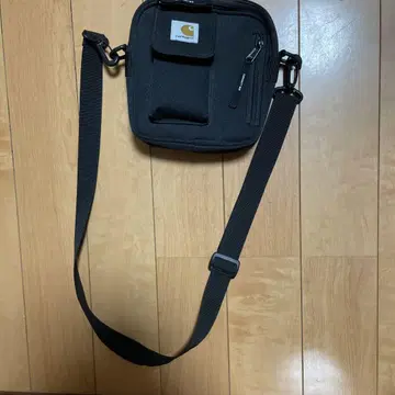 Carhartt 블랙 숄더백