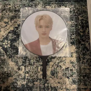 SEVENTEEN JUN 부채