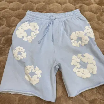 DENIM TEARS 플라워 프린트 숏 팬츠