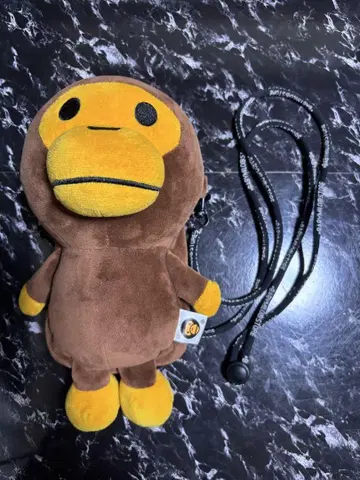 BABY MILO 스트랩 포함 봉제 인형