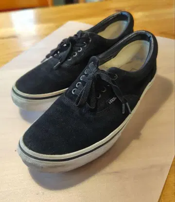 Vans Era 블랙 올 스웨이드 스니커즈