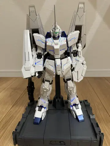 PG 1/60 유니콘 건담 페르펙티빌리티 완성품 (LED 유닛 포함)