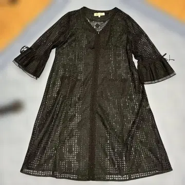 슈퍼 뷰티 블랙 레이스 V넥 가디건