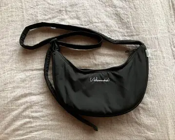 알렉산드로스 숄더백