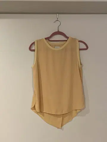 AMERI 슬리브리스 티셔츠