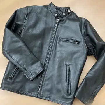 Schott의 스테디셀러 라이더 자켓 641RIDERS