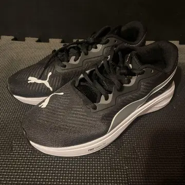 PUMA PROFOAM LITE 블랙 40 (US 7.5)