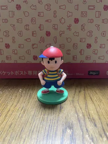 MOTHER2 네스 미니 피규어 컬렉션