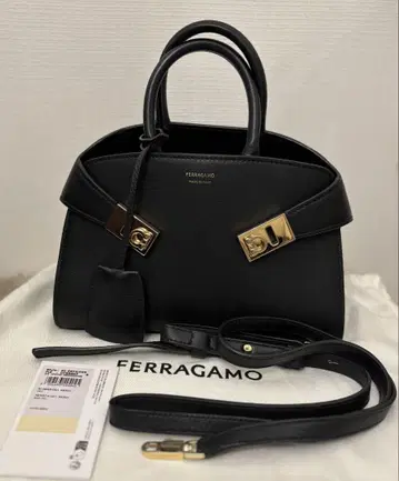 FERRAGAMO HUG 미니 블랙 페라가모 hug 미니 허그 백