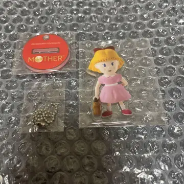 MOTHER2 폴라 아크릴 스탠드 키체인  거의 매일