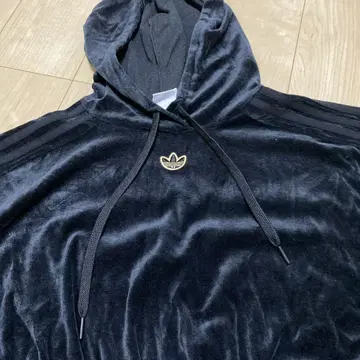 아디다스 벨벳 후드 부착 후드티 블랙 adidas
