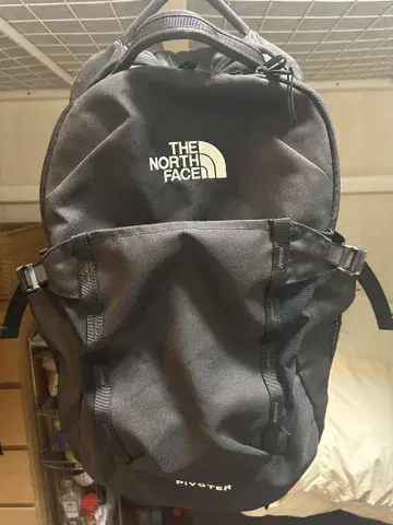 THE NORTH FACE PIVOTER