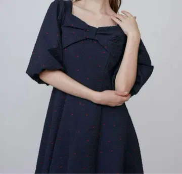 CALNAMUR 하트 프린트 리본 원피스 네이비