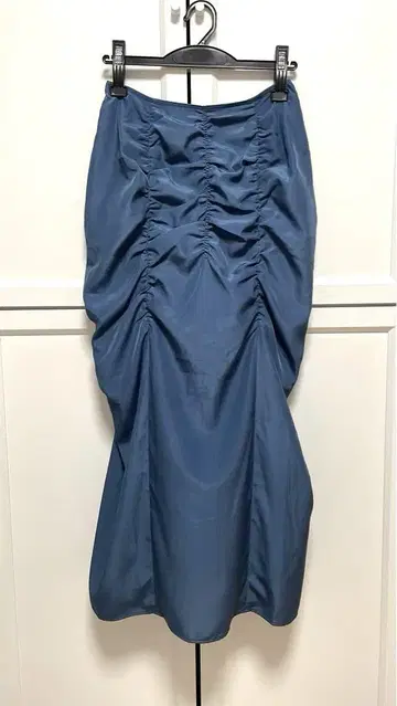MOUSSY 블루 개더 타이트 스커트