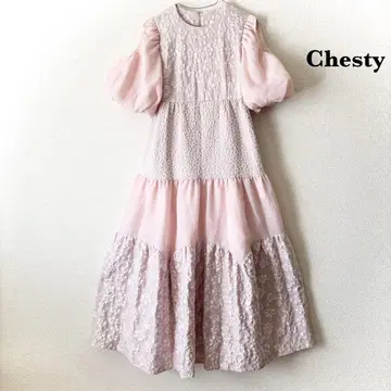 새상품급 Chesty 오픈 숄더 머테리얼 원피스