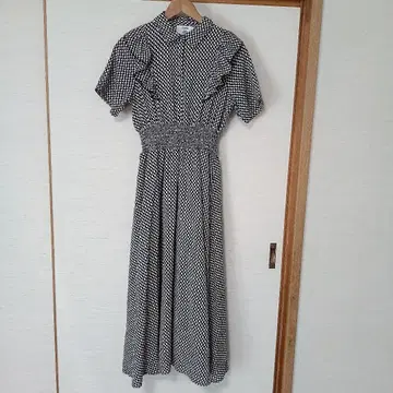 [ 쥬에티 ] 체크 무늬 롱 드레스 숏 슬리브 M