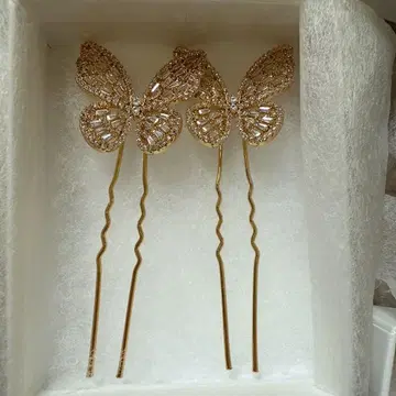 골드 컬러 나비 헤어 액세서리