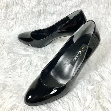 [새상품급] DIANA 에나멜 펌프스 블랙 관혼상제 24.5cm