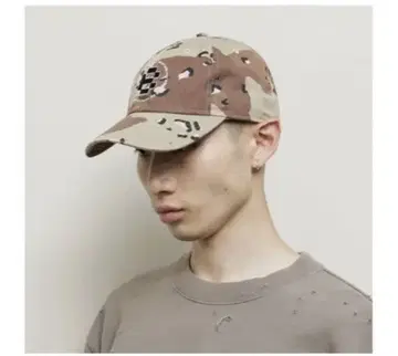 새상품 BAL COTTON 6-PANEL HAT