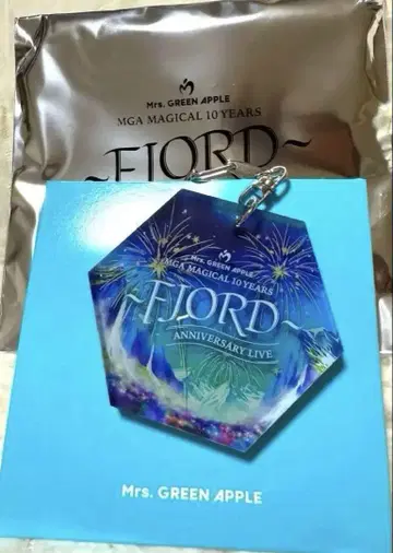 Mrs. GREEN APPLE FJORD 키링