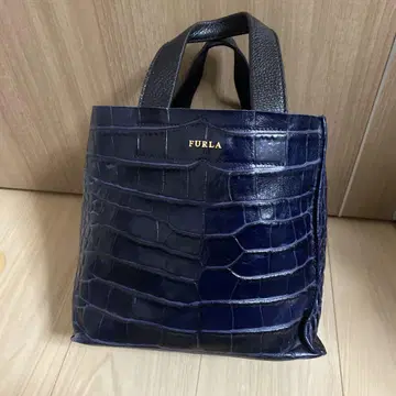 FURLA 네이비 크로커다일풍 토트백