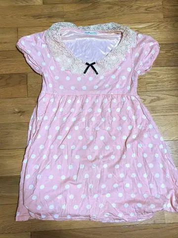 Mignon 핑크 도트 반팔 미니 원피스