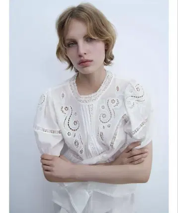 ZARA 자라 ZW COLLECTION 로맨틱 자수 블라우스 M