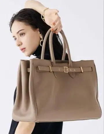 Mila Owen 버클 벨트 토트백