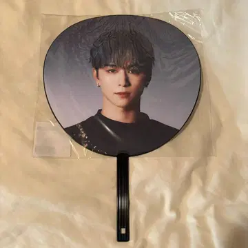 INI XQUARE 고토 부채
