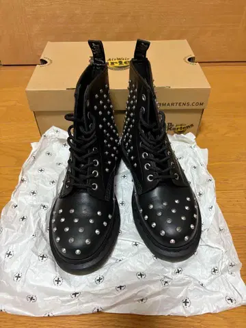 닥터마틴 Dr.Martens 1460 STUD 2704001