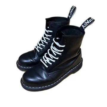 Dr. Martens 1460 WS 8홀 화이트 스티치 UK7