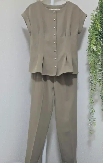 플라스테 반팔 셋업