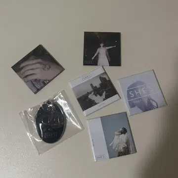 SHE'S 굿즈