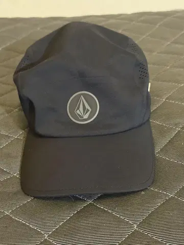 Volcom Flexfit Delta 블랙 캡 볼컴 수륙양용