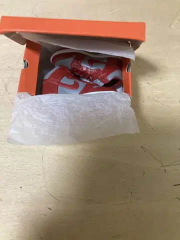 NIKE DUNK 스니커즈 덩크하이 미니어처 컬렉션 빨간색 x 그레이