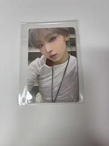 HANA ROSE 초회 한정판 B 트레이딩 카드 JISOO 지수