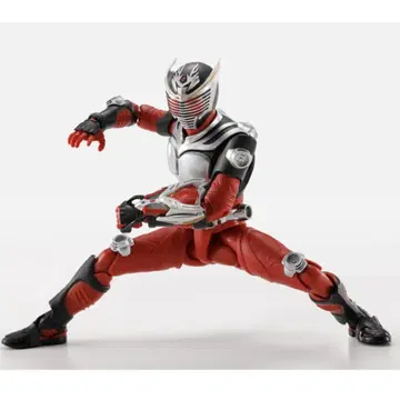 S.H.Figuarts (진골조제법) 가면라이더 류우키