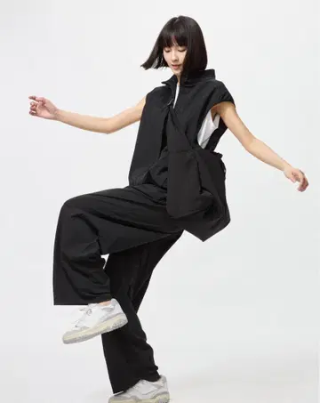 UNIQLO 울트라 스트레치 액티브 와이드 팬츠 M 네이비 새상품