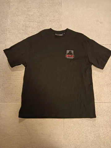 NETFLIX XLARGE 블랙 티셔츠 XL