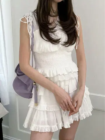 snidel 스나이델 셔링 프릴 블라우스 프릴 스커트 숏 팬츠