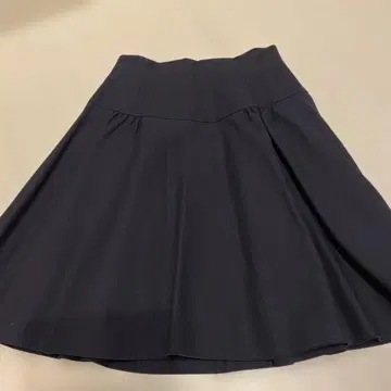 FOXEY 네이비 플레어 스커트 40