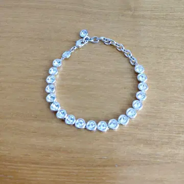 SWAROVSKI 스와로브스키 테니스 팔찌 심플 클리어