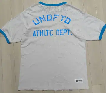 UNDEFEATED 메쉬 티셔츠 포켓티 화이트 x 블루