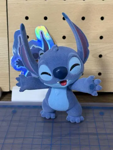 52TOYS 스티치 피규어