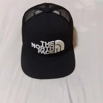 THE NORTH FACE 메쉬 백 캡 블랙