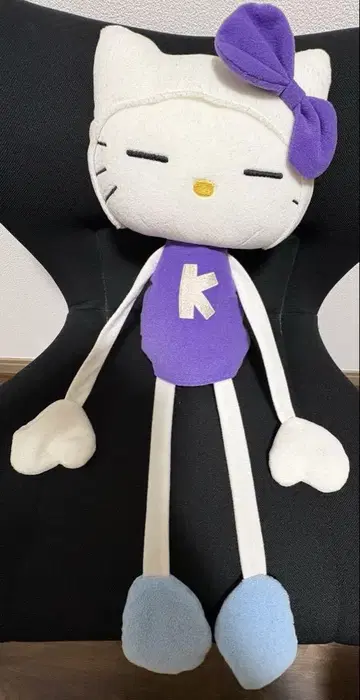초레어! 헤이세이 레트로 키티 손 발이 긴 골동품 키티 보라색 버전