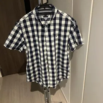 TOMMY HILFIGER 반팔 셔츠 L 사이즈 네이비/화이트